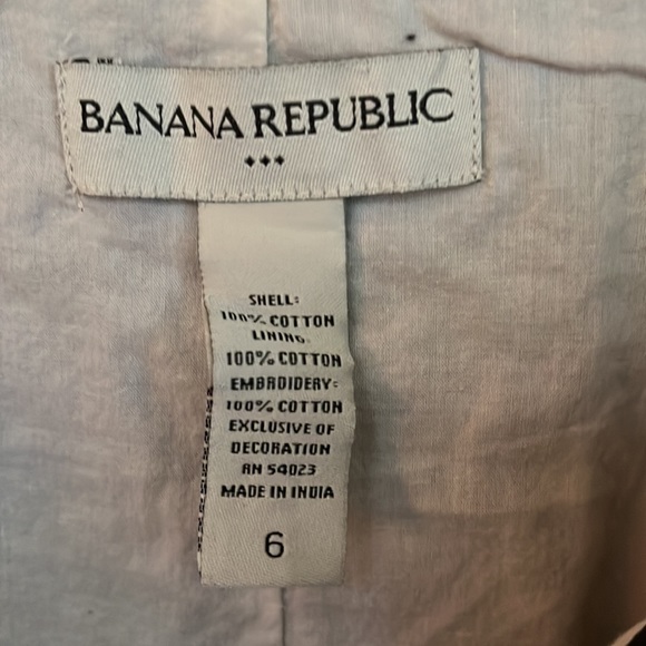 Banana Republic Factory | Eyelet pleated skirt | Black | Size 6 - Picture 6 of 6